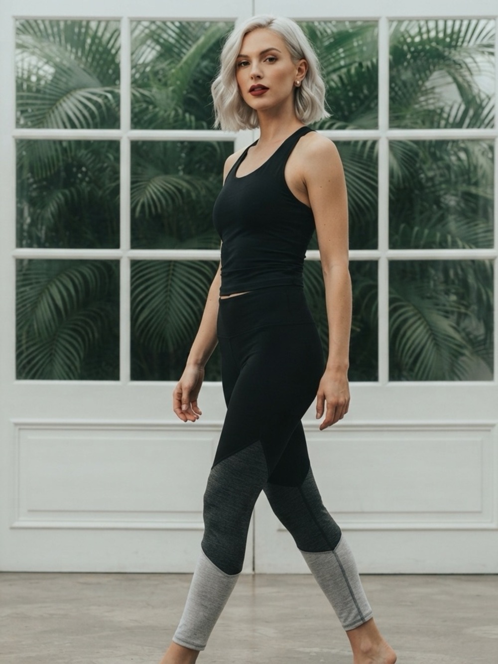 NWOT GIAIM XL Crop Black/Grey/Cream Yoga Pants